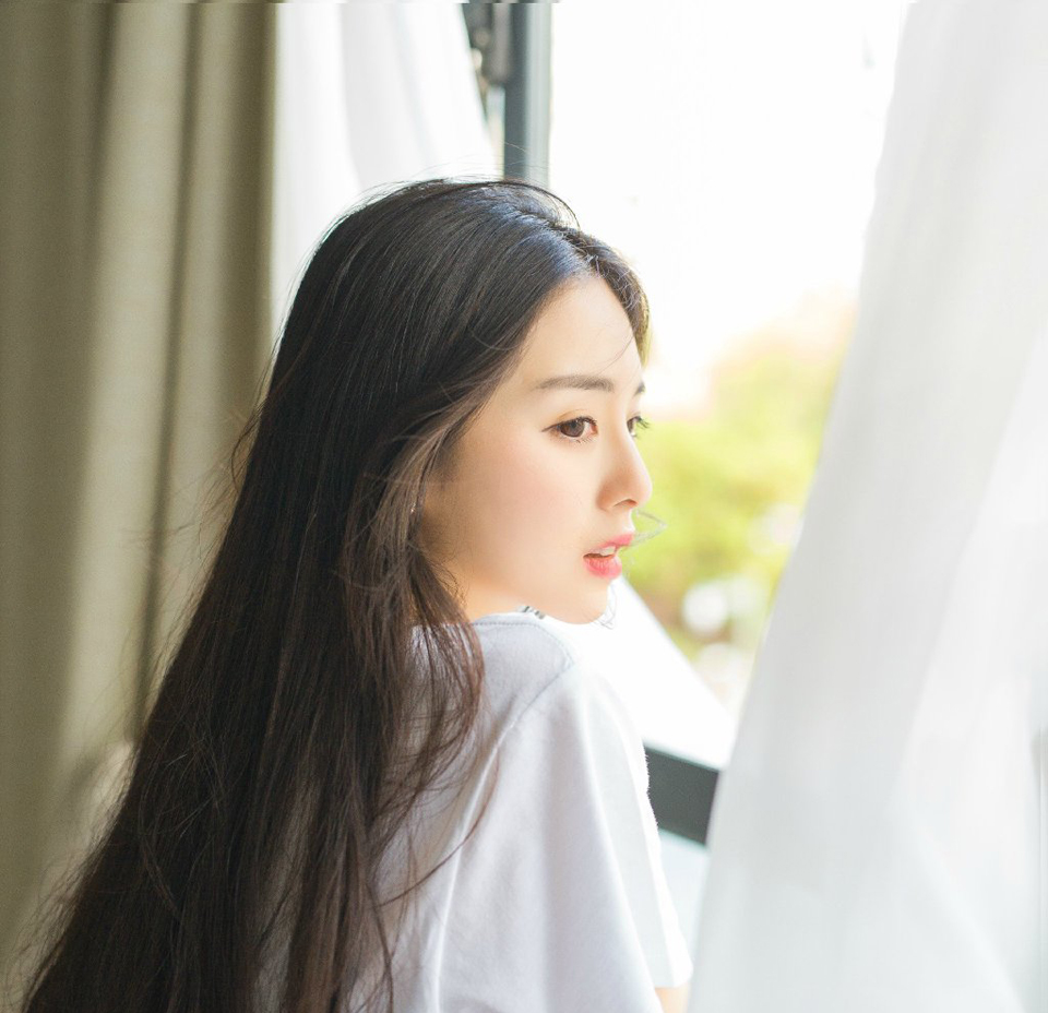“是啊，可惜，不能为我军所用！”吕蒙默然点点头，眼看着陈到朝这边冲来，不由冷哼一声，厉声道：“翻船！”